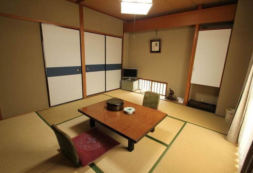 בית מלון כפרי Mimatsu