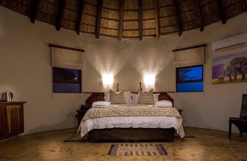 ホテル Mopane Bush Lodge