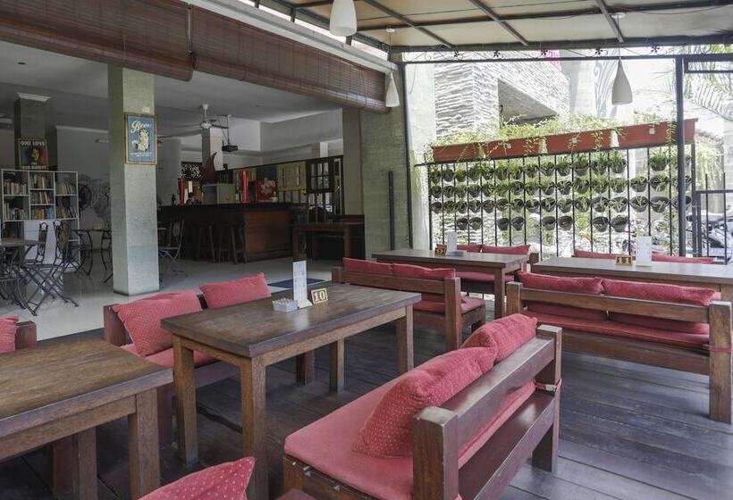 Отель Puri Mango