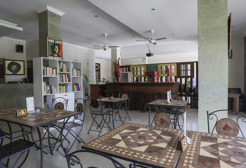 Отель Puri Mango