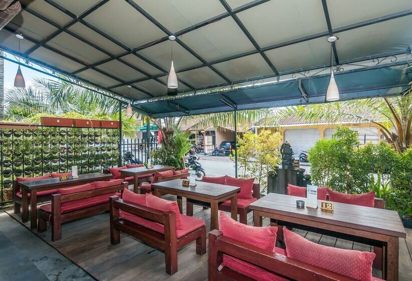 Отель Puri Mango