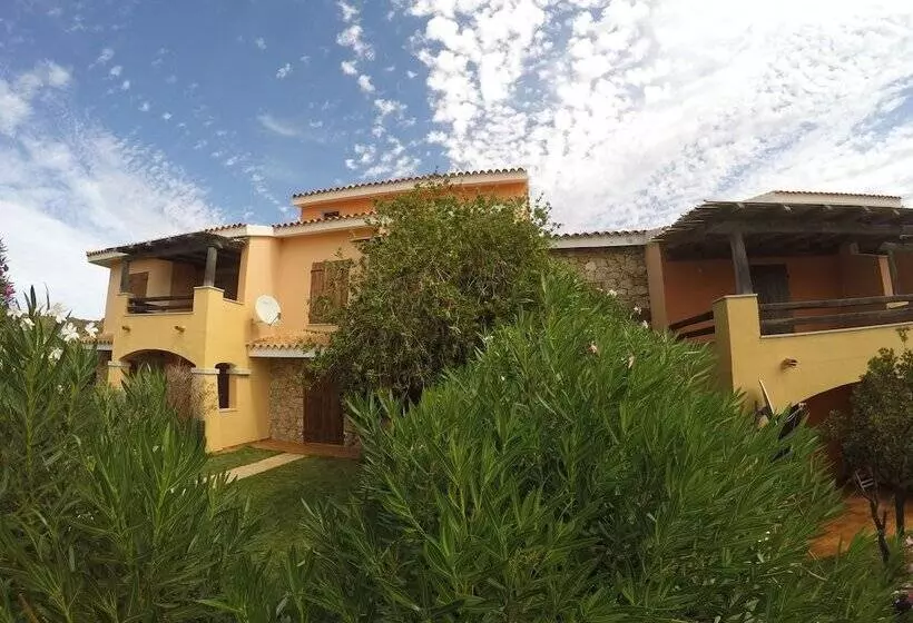 هتل Residence Spiaggia Bianca