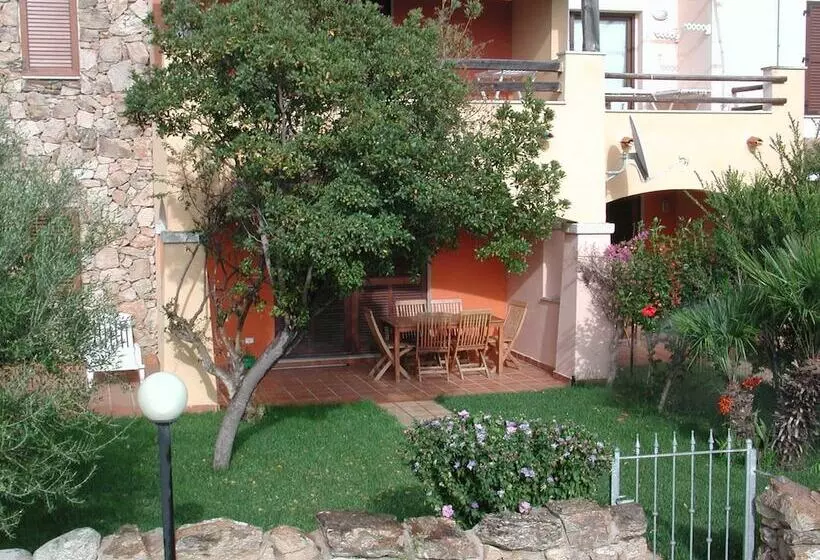هتل Residence Spiaggia Bianca