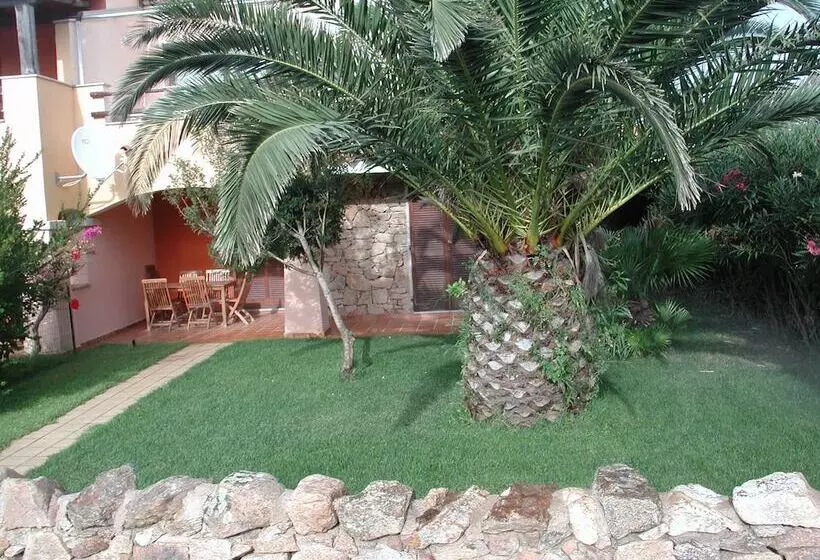 هتل Residence Spiaggia Bianca