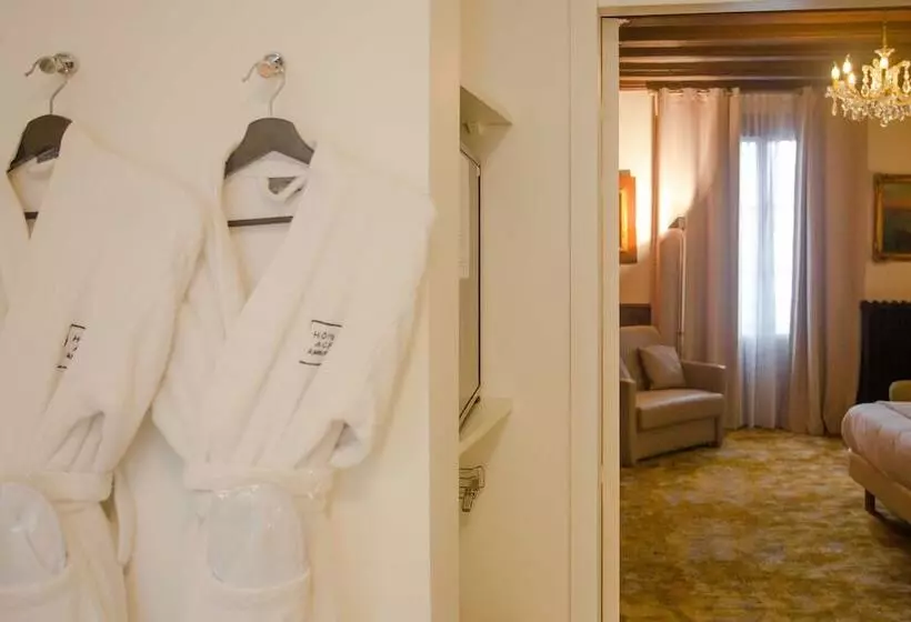 ホテル Spa  Au Charme Rabelaisien