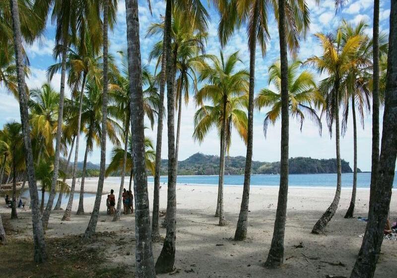 Nammbu Beach Front Bungalows