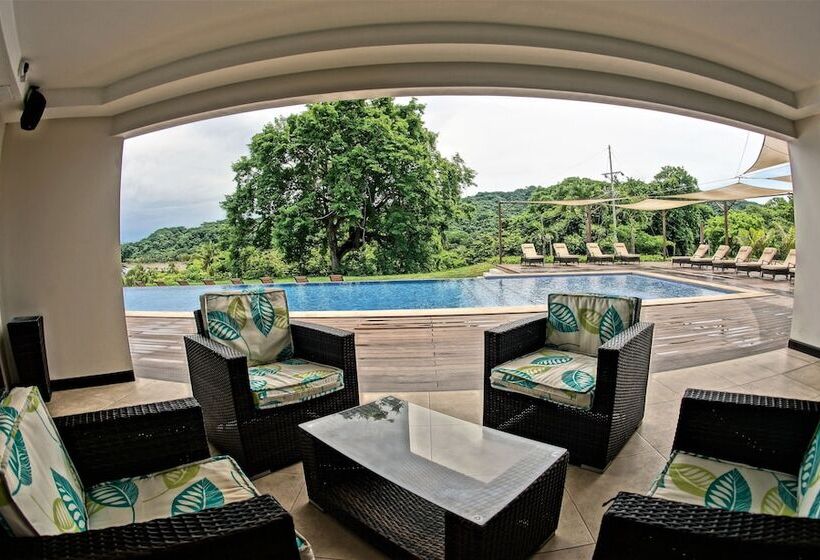 Nammbu Beach Front Bungalows