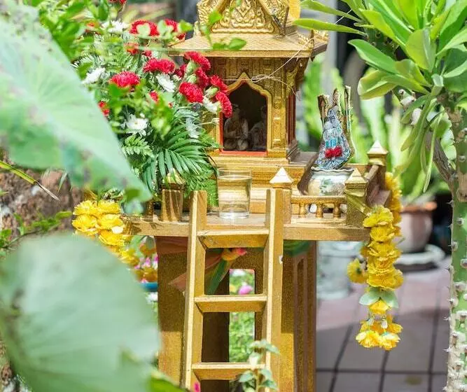 پانسیون Baan Are Gong Riverside Homestay