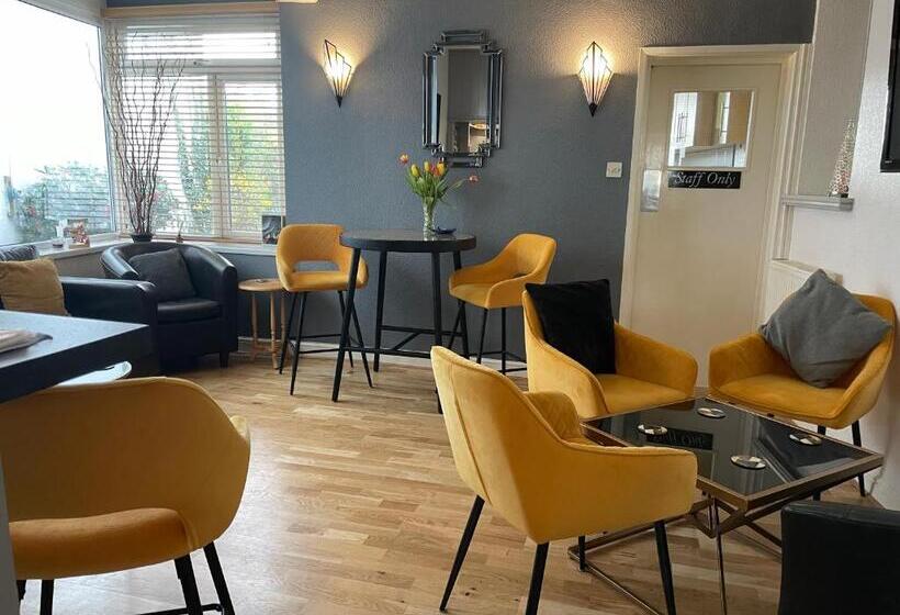 Pensão Babbacombe Palms