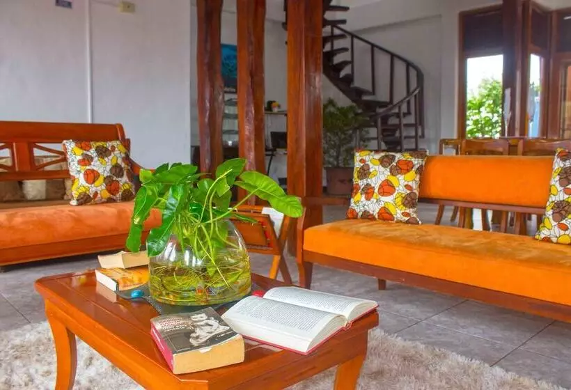 پانسیون Gala House Galápagos