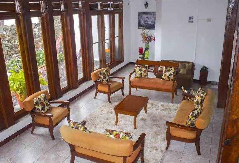 پانسیون Gala House Galápagos