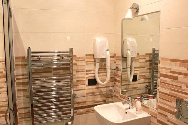 بنسيون La Fiera Guesthouse