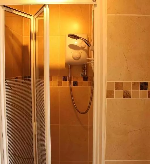 ペンション The Collingdale Guest House