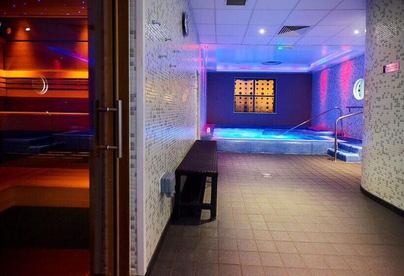 منتجع The Warwickshire Hotel And Country Club