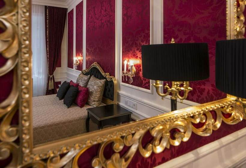 Schloß Schönbrunn Grand Suite