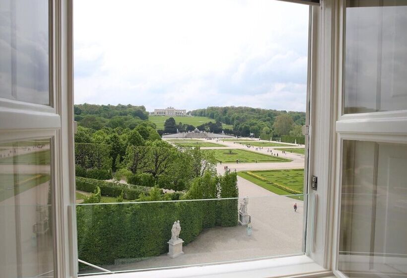 Schloß Schönbrunn Grand Suite