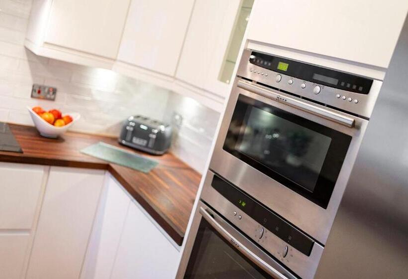 The Pines   Stunning 3 Bedroomed Apartment, Gleneagles