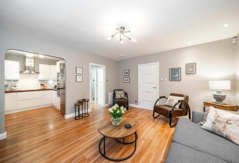 The Pines   Stunning 3 Bedroomed Apartment, Gleneagles