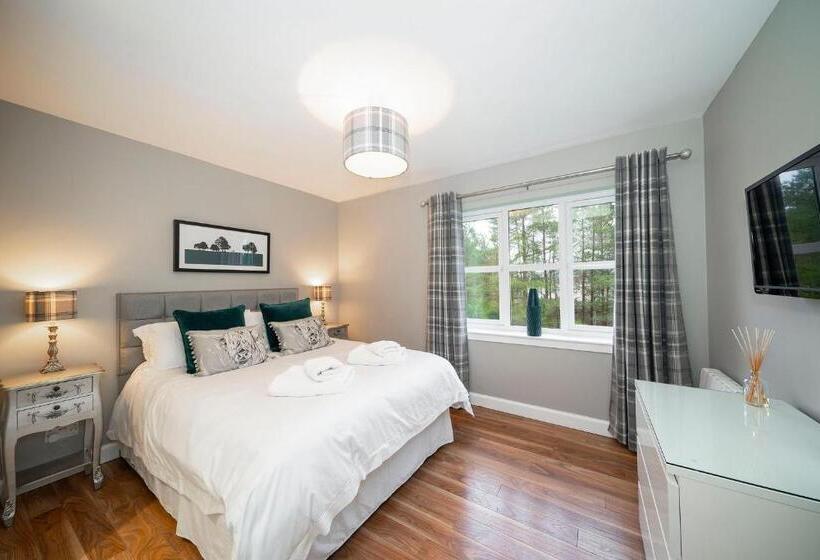 The Pines   Stunning 3 Bedroomed Apartment, Gleneagles