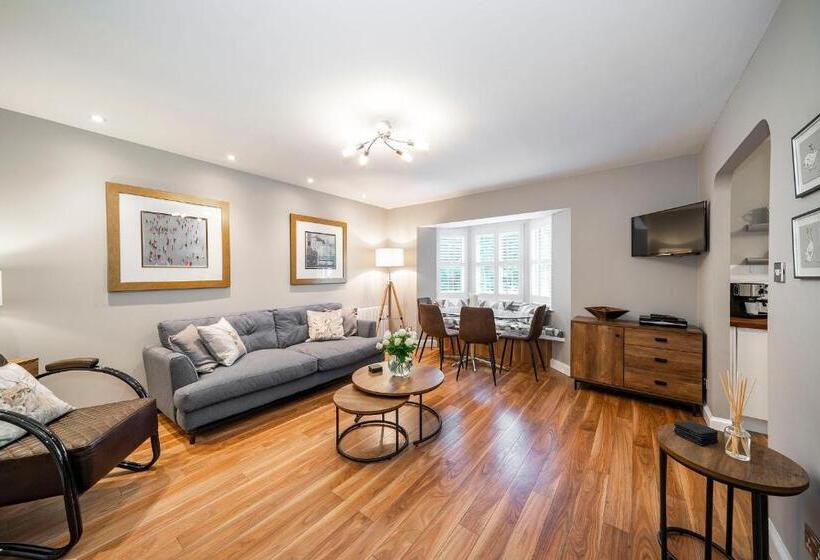 The Pines   Stunning 3 Bedroomed Apartment, Gleneagles