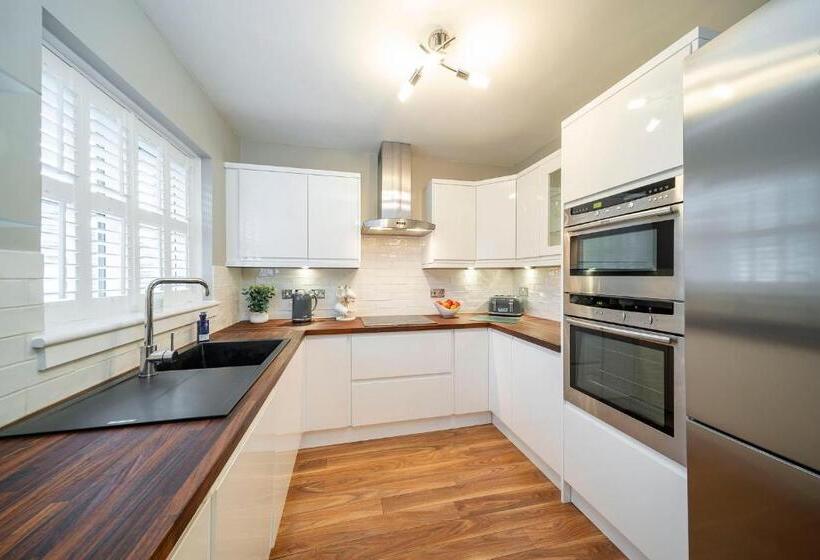 The Pines   Stunning 3 Bedroomed Apartment, Gleneagles