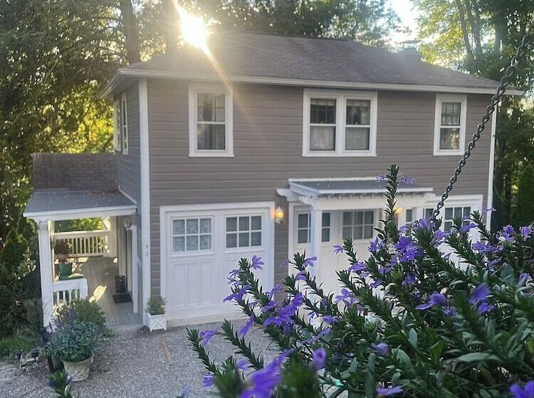 Abbington Green Bed & Breakfast Inn