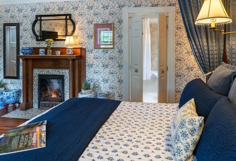 Abbington Green Bed & Breakfast Inn