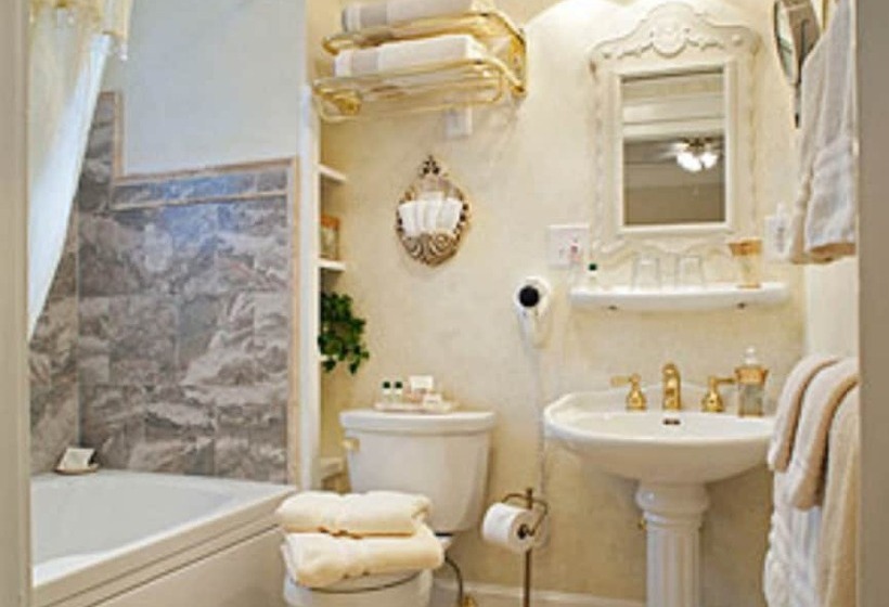 Abbington Green Bed & Breakfast Inn