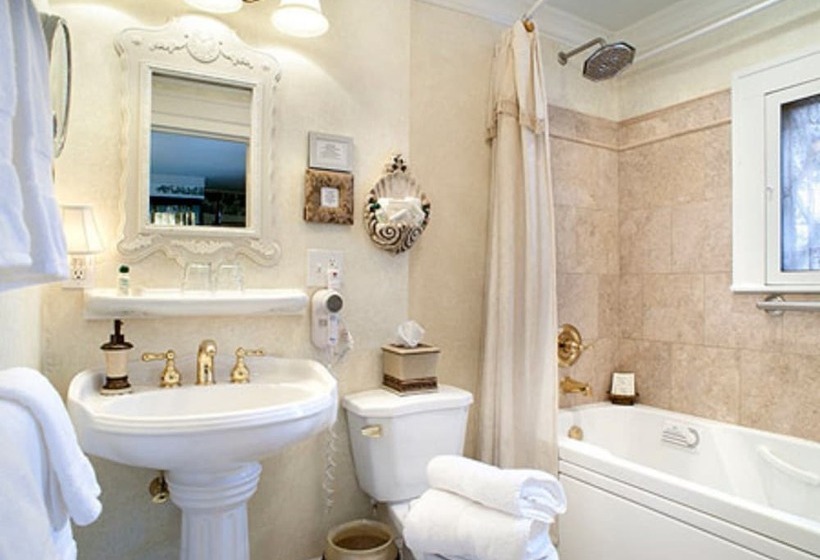 Abbington Green Bed & Breakfast Inn