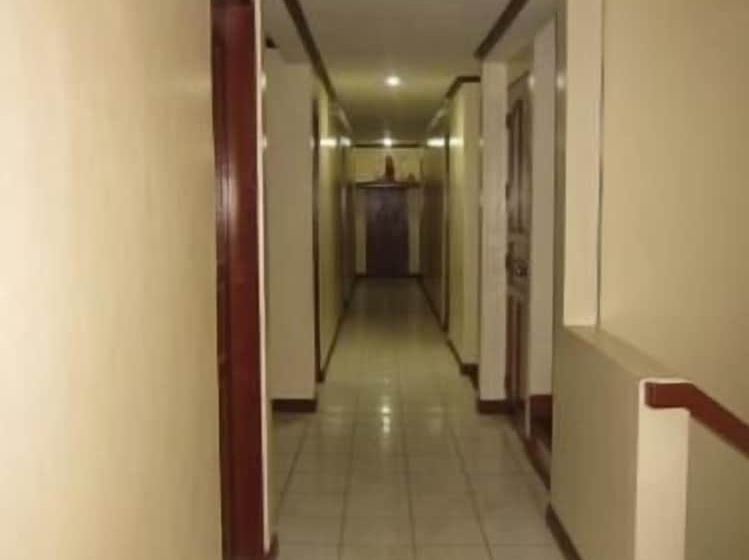 Общежитие Wendy's Apartelle