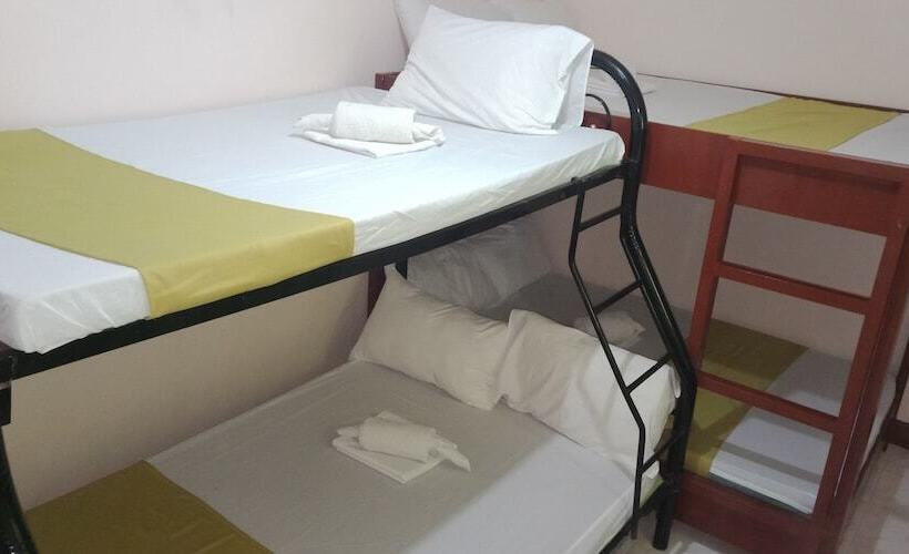 Общежитие Wendy's Apartelle