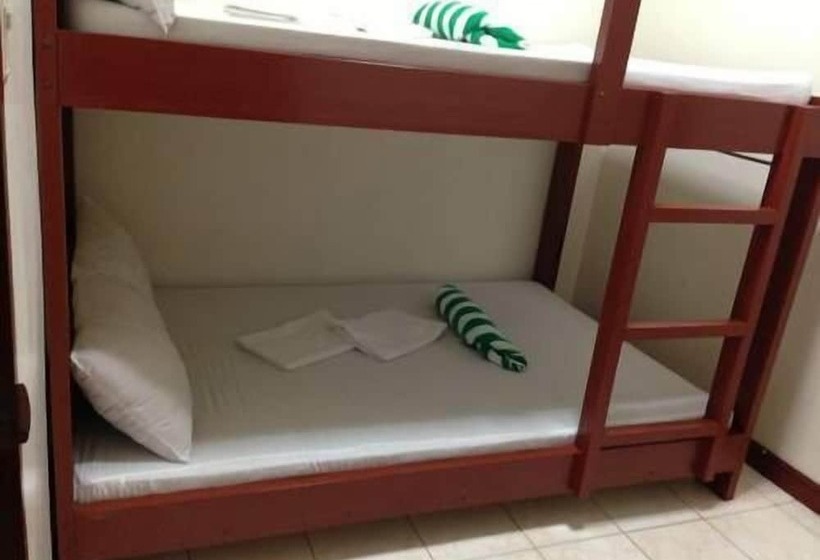 Общежитие Wendy's Apartelle