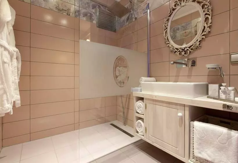 ベッドアンドブレックファースト Cella Boutique Hotel & Spa