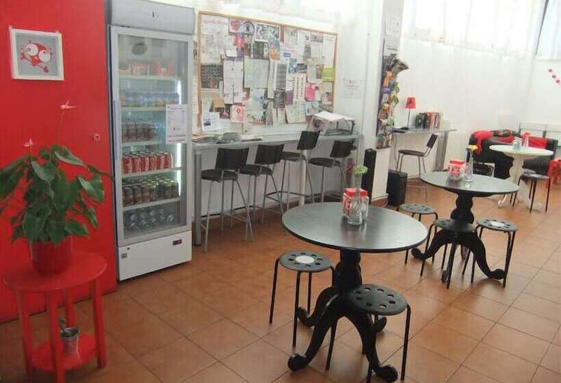 Bilbao Akelarre Hostel