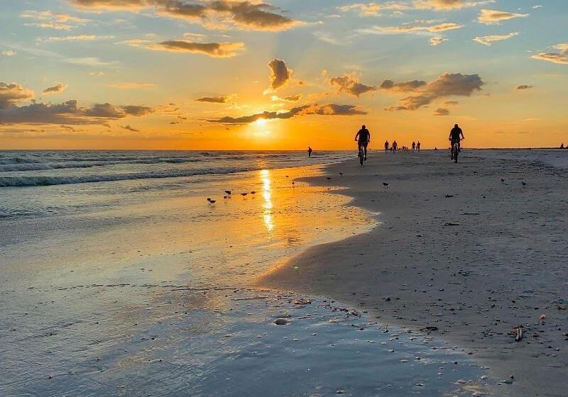 Hotel Casey Key Resorts  Beachfront