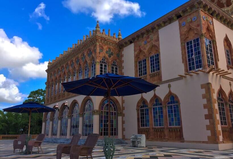 Hotel Casey Key Resorts  Beachfront