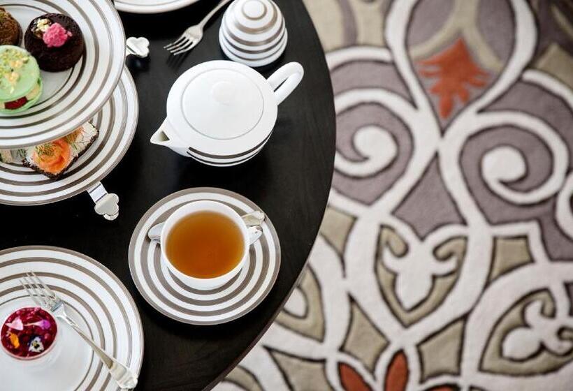 Four Seasons Hotel Abu Dhabi At Al Maryah Island