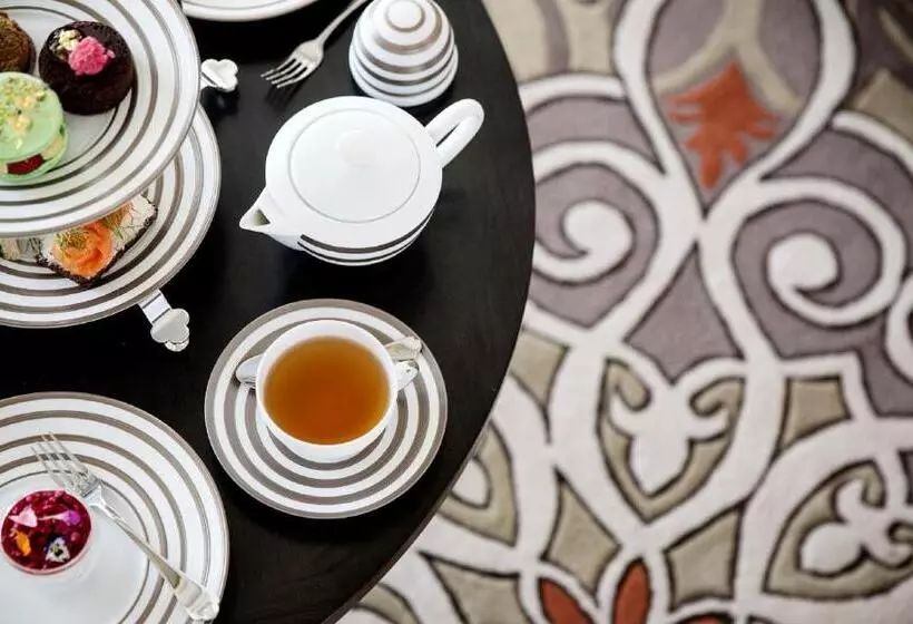 Four Seasons Hotel Abu Dhabi At Al Maryah Island