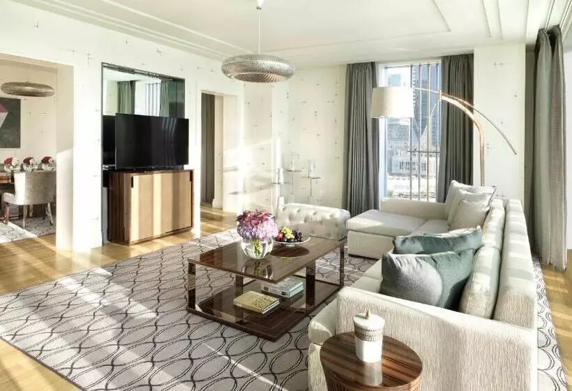 Four Seasons Hotel Abu Dhabi At Al Maryah Island