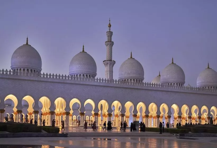 Four Seasons Hotel Abu Dhabi At Al Maryah Island