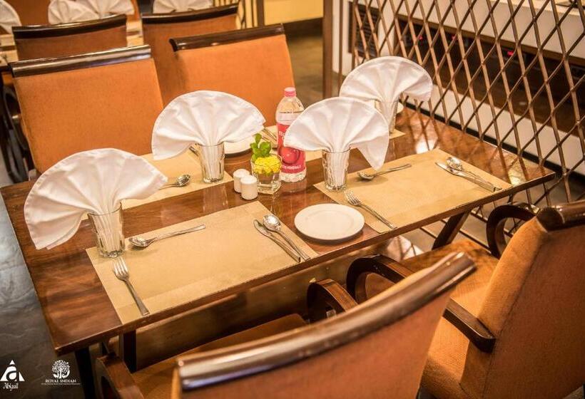 ホテル Abigail Goradia S