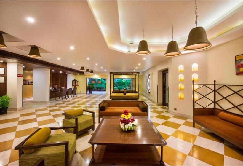 ホテル Abigail Goradia S