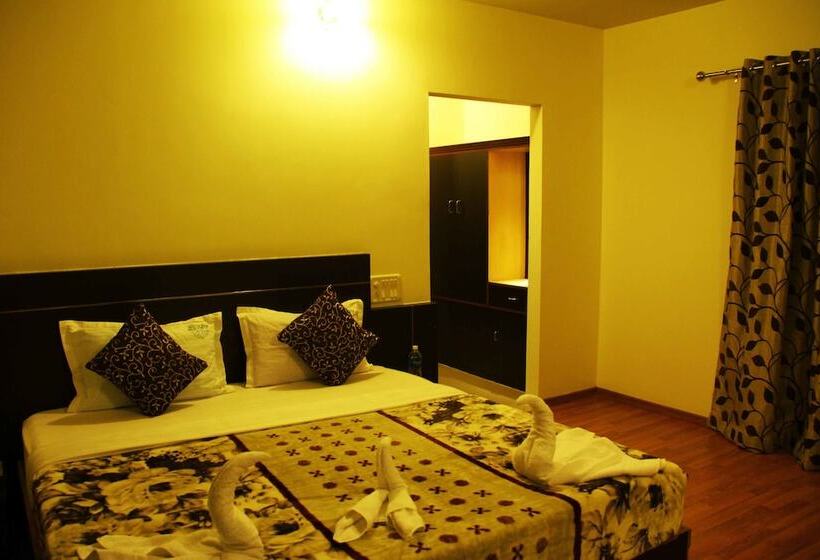 Hotel Green Trees Munnar