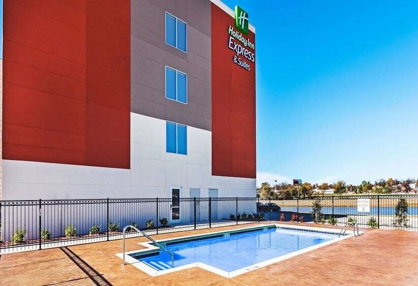ホテル Holiday Inn Express & Suites Tulsa West Sand Springs, An Ihg