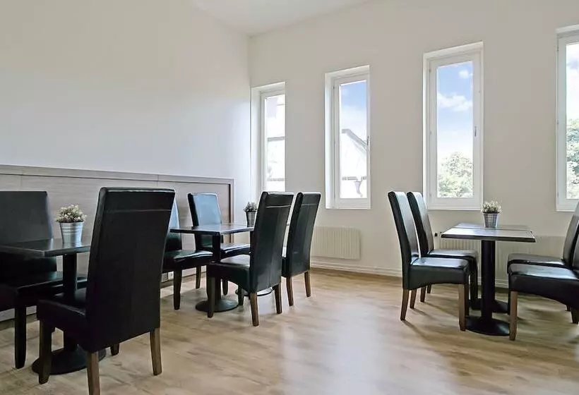 ホテル Kringelstaden