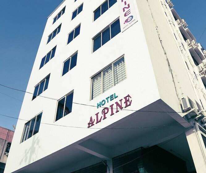 هتل Oyo Rooms Pimpri Chowk