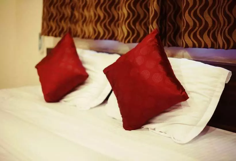 ホテル Oyo Rooms Pimpri Chowk