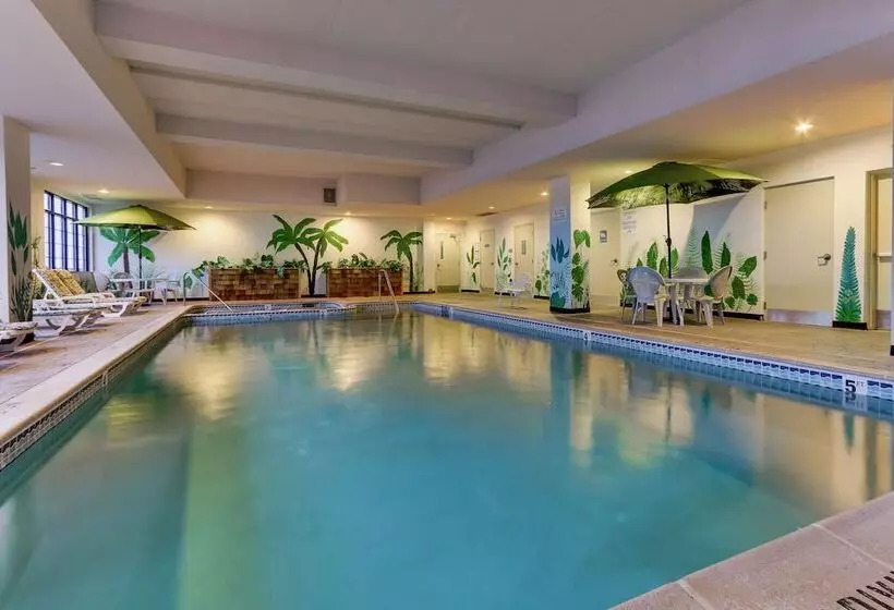 هتل Parkshore Resort