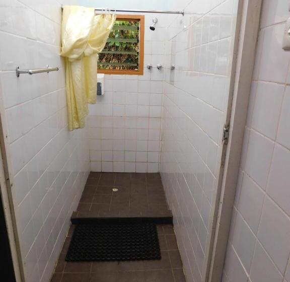 בית מלון כפרי Rainforest Eco Lodge