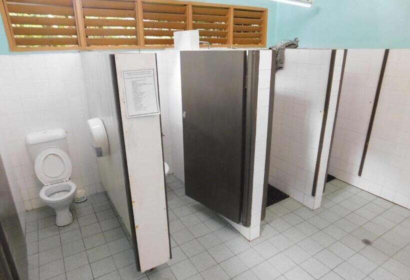 בית מלון כפרי Rainforest Eco Lodge